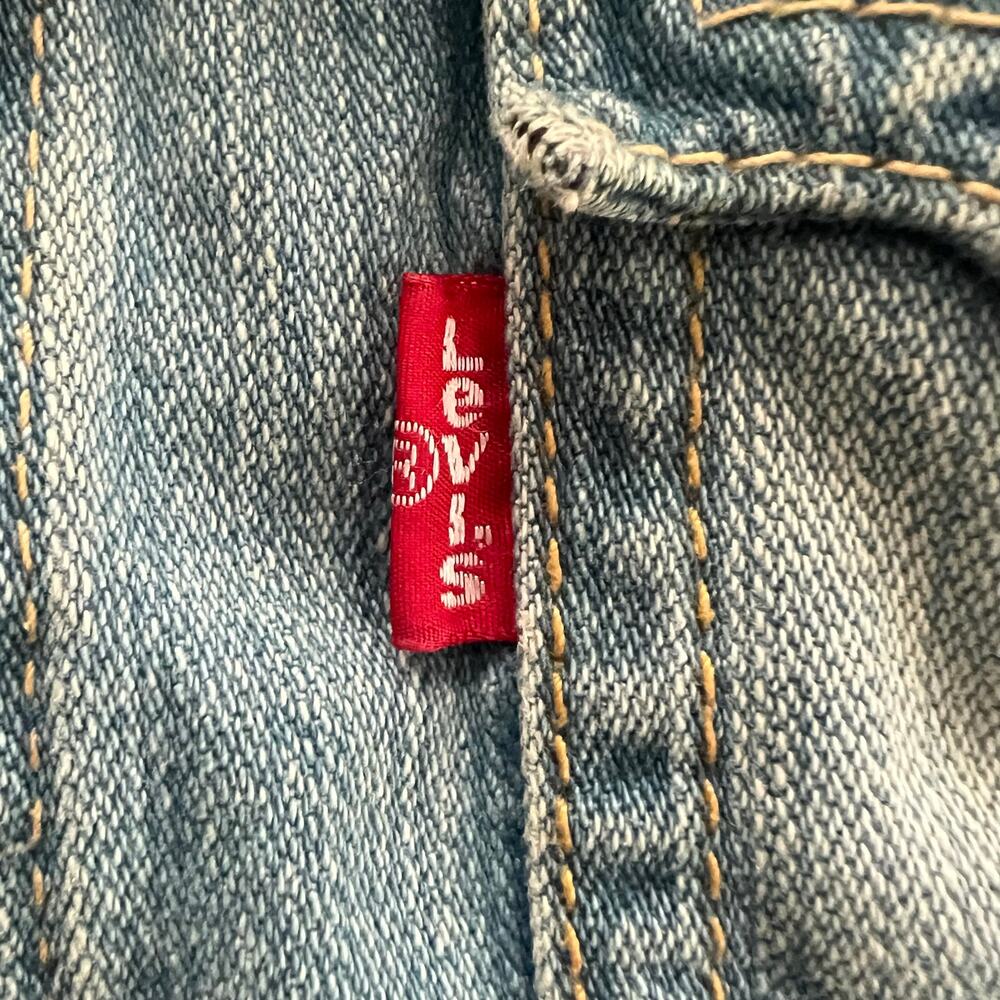 Vintage Levi’s 2004 Women’s 100% Cotton Jean Jacket SZ SM Type 1 Blue Fade - Picture 5 of 15